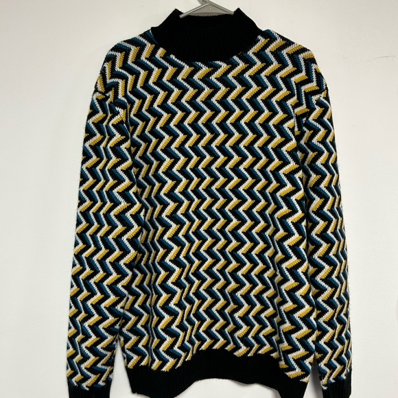 Zara Other - Zara Retro Lightning Mock Neck